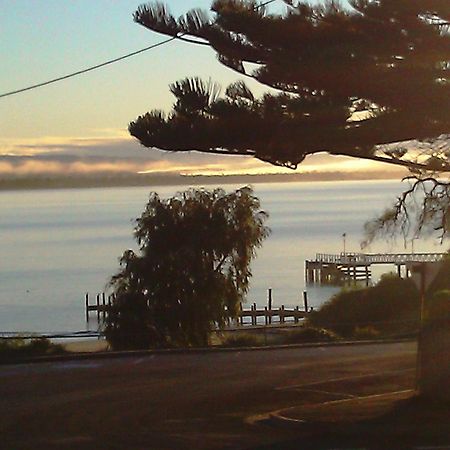 Bed and Breakfast Freycinet Waters Суонси Экстерьер фото